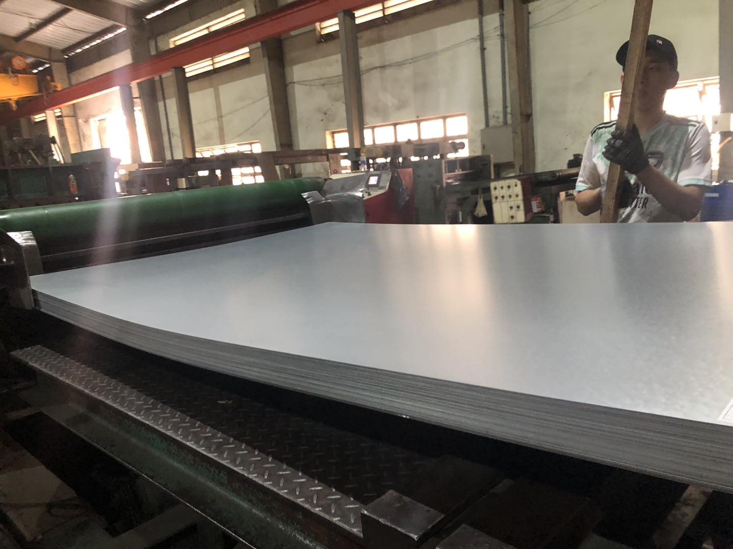 tôn mạ kẽm dạng phẳng